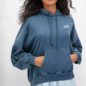 Ropa Casual Inspirada en el Estilo Urbano, Diseño de Alta Calidad, Detalle de Logotipo Minimalista y Moderno, Acabado Liso, Diseño de Sudadera Sólida - Product Image 1