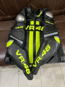 Chaqueta de Motociclismo Rossi VR46 de Cuero, de Alta Calidad, Personalizable, Resistente al Viento, con Impresión por Transferencia de Calor, Manga Larga, Unisex - Product Image 6