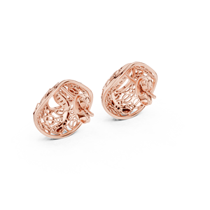 ต่างหูเพชรเลี้ยงในห้องปฏิบัติการทรง ETERNA SWIRAL FILIGREE ประดับทองคำขาว 18K เหมาะสำหรับงานหมั้น งานแต่งงาน งานเลี้ยง ของขวัญวันวาเลนไทน์ หรือใช้ในชีวิตประจำวัน - Product Image 3