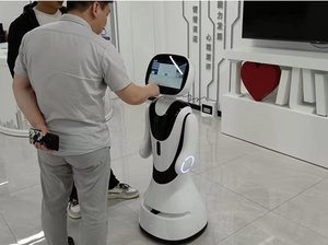 Robot de Recepción Comercial con Ruedas <span class=keywords><strong>Mi</strong></span> City 2025, IA de Chat, Reconocimiento Facial, Navegación Automática, para Aeropuerto, Hotel, Banco - Product Image 6