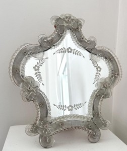Espejo de Mesa de Cristal de Murano Vintage con Flores: Espejo de Vanidad Veneciano - Product Image 4