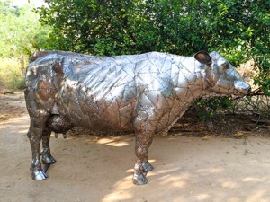 Dutch Cow Iron Sculpture <b>for</b> Garden - Product Image 2