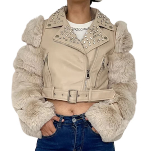 เสื้อแจ็คเก็ตหนังเทียมตกแต่งคริสตัล แขนเสื้อขนาดใหญ่พิเศษแบบหนานุ่ม - Product Image 1