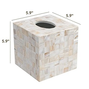 Boîte à mouchoirs en bois de teck chinois traditionnel Aqdus Saleem avec incrustations en nacre - Fabriquée à la main, écologique et durable |   Vente en gros Moradabad - Product Image 2