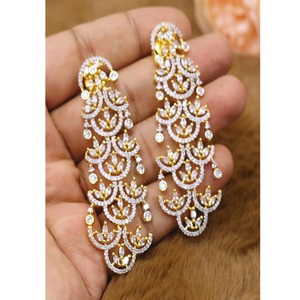 Elegantes Pendientes de Perlas de Imitación con Corte Asscher y Aspecto de Piedra, Chapados en Oro de Primera Calidad, con Engaste de Garra, para Mujer, Clásicos para Boda - Product Image 2