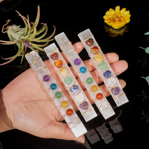 Bâtons de sélénite naturelle 7 chakras de qualité export, marque ALIF, sculptés et gravés pour la guérison, cadeau fête des pères, prix de gros - Product Image 1