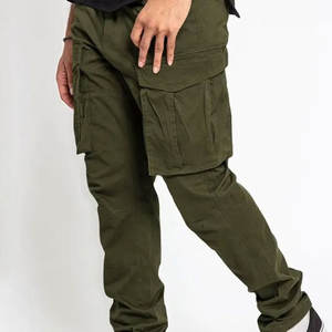 Pantalon cargo pour homme avec jambes affinées et taille ajustable pour un confort et un style optimaux. Pantalon cargo élégant pour homme. - Product Image 1