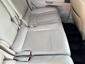 L X 570 d'occasion en bon état, modèle 2019 - Product Image 2