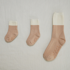 ถุงเท้าผ้าฝ้ายผสมพีคก้าบู เดซี่สำหรับเด็กและผู้ใหญ่ – นุ่มสบายทุกวัน - Product Image 6