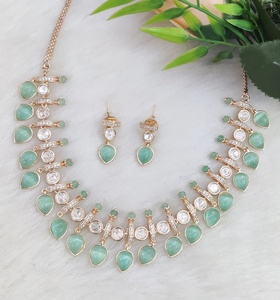 Conjunto de Collar Kundan de Moissanita de Primera Calidad, Diseño Minimalista, Ideal para Vestimenta Étnica y Occidental, Elegante para Oficina y Fiestas - Product Image 3