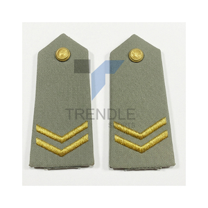 Épaulettes en fil de broderie doré vert olive de style albanais avec insignes de grade en chevron doré pour uniforme - Product Image 1