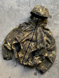 เสื้อฮู้ดผู้ชายแบบกำหนดเองจากผู้ผลิต ผ้าไนลอน 100% ระบายอากาศได้ดี แห้งเร็ว สำหรับฤดูหนาว เสื้อผ้าสั่งทำพิเศษ - Product Image 2