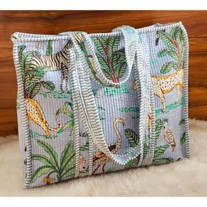 Bolsos de transporte de algodón con estampado acolchado Bolso acolchado de algodón con estampado de bloque de mano indio - Product Image 6