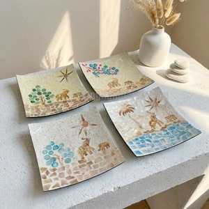 Assiette artisanale en nacre personnalisable, plat décoratif en coquillage pour la décoration intérieure haut de gamme et les acheteurs en gros de cadeaux - Product Image 4