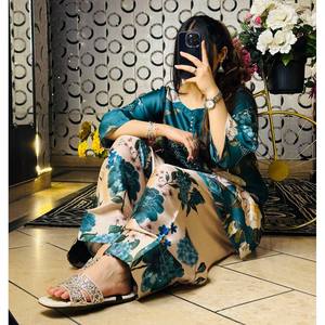 เสื้อซับในและชุดปาร์ตี้สำหรับผู้หญิงมีลายพิมพ์ดิจิทัล - Product Image 2