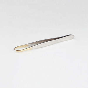 Pinzas de Punta Inclinada de Acero Inoxidable de Alta Calidad para Cejas y Pestañas, Antiestáticas, Ecológicas y Ligeras - Product Image 5