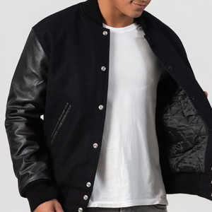 Veste de baseball rétro, corps en laine, manches en simili cuir, badge brodé, style baseball, veste varsity décontractée streetwear pour hommes - Product Image 1
