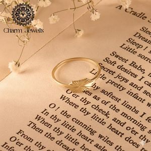 Bague Fleur Minimaliste Classique en Moissanite Plaqué Or Charm Jewells, Unisexe, pour Usage Quotidien - Product Image 1