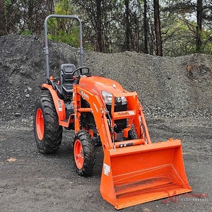 รถตักล้อยางคุณภาพสูง Kubota Skid Steer SCL1000 สำหรับขาย สร้างขึ้นเพื่อความแข็งแกร่ง ทนทาน และประสิทธิภาพสูงสุดในสถานที่ทำงาน - Product Image 2