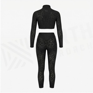 Conjunto de Yoga de 2 Piezas North Approach con Estampado de Leopardo, Top Corto con Cierre Frontal y Leggings de Cintura Alta, Ropa Deportiva de Spandex y Poliéster - Product Image 2