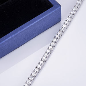 Bracelet tennis en argent 925 pour femme, serti de diamants taille princesse, style classique, plaqué rhodium, bijoux de mariage - Product Image 2