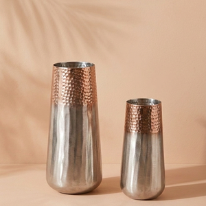 Jarrón cilíndrico de metal con textura martillada, cobre y níquel, bicolor, pulido, decorativo, para flores, decoración del hogar y jardín, más vendido. - Product Image 1