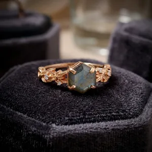 Bague en labradorite naturelle plaquée or 10 carats, argent sterling 925, pierre précieuse hexagonale, bijoux vintage pour cocktail, fiançailles, fête - Product Image 4