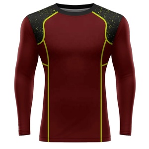 Ventes en gros de rashguards personnalisés professionnels pour les sports nautiques, rashguards de surf, de natation, protection UV50+, rashguard respirant à séchage rapide pour hommes - Product Image 1