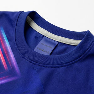 Camiseta de Entrenamiento de Fútbol para Hombre con Logotipo Personalizado, Secado Rápido, Transpirable, con Diseño Gráfico Neón - Product Image 2