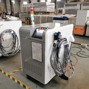 Nettoyeur laser portable efficace 3000W pour la peinture et l'élimination de la rouille du métal avec double oscillation et refroidissement par eau - Product Image 6