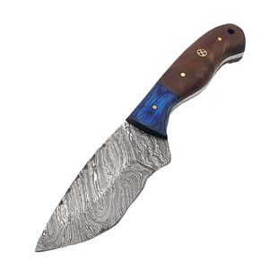 Cuchillo de Caza Personalizable de Acero Inoxidable con Cómodo Cuchillo Curvo Hecho a Mano con Mango de Hueso y Funda de Cuero - Product Image 1