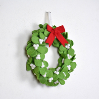 Couronne en feutre de laine faite à la main |   Décoration murale de Noël au design moderne et écologique |   Personnalisé et en gros du Népal