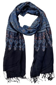Écharpe carrée en polyester, impression logo personnalisée, motif feuille, durable, légère, vente en gros, faite à la main, pour femmes, hommes, adultes, mode quotidienne - Product Image 6