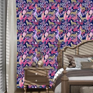 Papel Tapiz Autoadhesivo Impermeable con Diseño de Leopardo y Animales de la Selva, Hojas Rosas Tropicales - Product Image 3