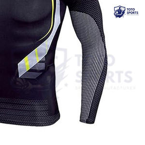 ชุดแรชการ์ดผู้ชายคุณภาพดีเยี่ยม ระบายอากาศได้ดี น้ำหนักเบา ทรงเข้ารูป แขนยาว ใส่สบาย ประสิทธิภาพสูง เหมาะสำหรับออกกำลังกาย - Product Image 2