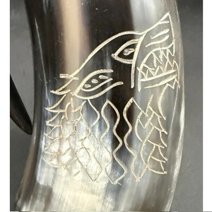 Chope à bière artisanale en corne naturelle, écologique et durable, pour cocktails et soirées - Product Image 4