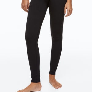 Vêtements de yoga et de jogging en promotion : personnalisation par sublimation, impression de motifs et logos - Product Image 3