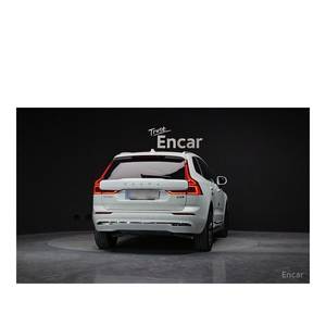 Pour Volvo XC60 B5 Ultimate avec boîte de vitesses automatique et caméra de recul, modèle juillet 2023, 19 894 km, conduite à gauche, sièges en cuir, finition brillante - Product Image 4