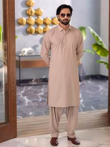 Conjunto de Kurta y Pijama de Algodón Tradicional para Hombre, Color Beige Sólido, Corte Regular, Largo hasta el Tobillo, Estilo Informal de India y Pakistán - Product Image 2