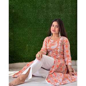 Conjunto de Kurta de Algodón Transpirable con Estampado Floral para Mujer en Naranja Brillante, Talla XS - Product Image 4