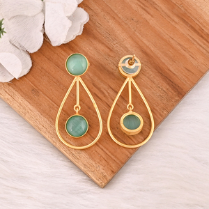 Boucles d'oreilles tendance en laiton plaqué or avec pierre œil-de-chat verte, faites à la main, bijoux fantaisie pour femme - Product Image 5