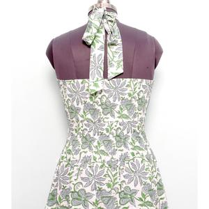 Robe longue pour femme, respirante, 100% coton, écologique, col halter, épaules dénudées, coupe évasée, imprimé floral bohème, tenue de plage estivale, robe de soirée - Product Image 6