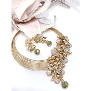 ชุดสร้อยคอพร้อมต่างหูประดับเพชรซิร์คอนเคลือบทองคุณภาพพรีเมียมสวยงาม ทำด้วยมือ เหมาะสำหรับผู้หญิง เป็นของขวัญงานแต่งงานแบบดั้งเดิม - Product Image 1