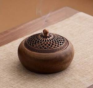 Quemador de incienso árabe Mubkhar de madera de acacia diseñado, ecológico, 100% natural, para quemar Oud Bakhoor para fines religiosos - Product Image 4
