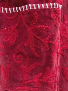 Kimono largo bordado estilo boho Suzani, bata de terciopelo Suzani, chaqueta floral de invierno para mujer, chaqueta tipo kimono, abrigo tipo kimono, regalo para ella. - Product Image 3