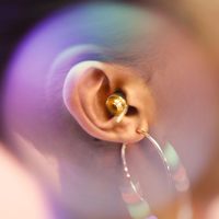 Bouchons d'oreilles réutilisables en silicone respirant et imperméable haute fidélité pour musiciens, réduction du bruit pour concerts, festivals et raves, fabriqués en Chine