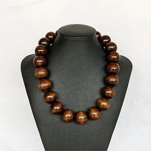 Collar de Madera con Textura Suave, Collar de Madera con Superficie Fina, Collar de Madera con Acabado Sólido, Artículo para Uso Comercial al por Mayor de Fábrica Personalizado - Product Image 1