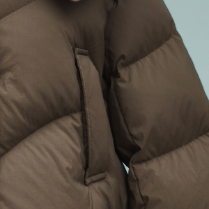 Veste matelassée courte pour femme avec col en fourrure de renard - Manteau d'hiver 90% duvet de canard blanc avec écharpe intégrée, respirant, chaud, à capuche, parka personnalisable - Product Image 5