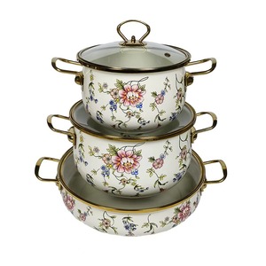 Ensemble de casseroles en émail floral avec couvercles en verre, poignées rondes en alliage de zinc durable, lavage à la main uniquement - Product Image 1