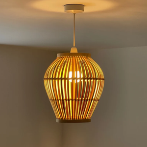 Lámpara Colgante de Bambú Hecha a Mano de Estilo Asiático para Sala de Estar, Comedores, Restaurantes y Hoteles - Product Image 4